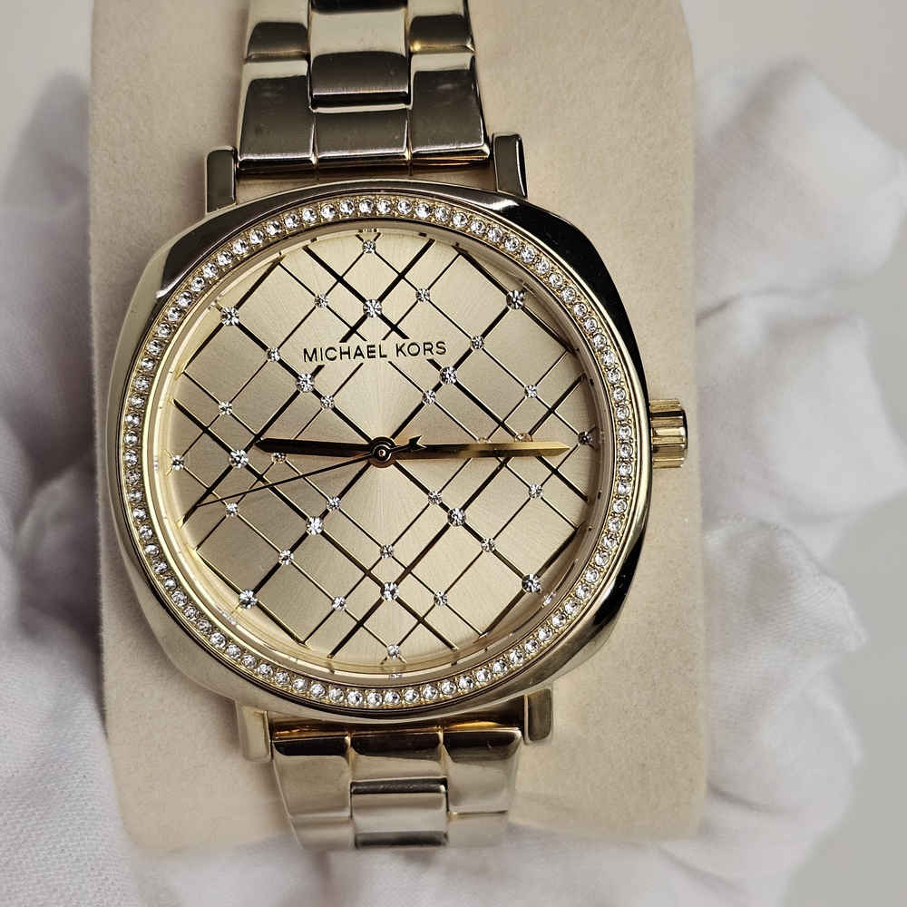 Michael Kors Gold Women's Watch MK3989 NEW BATTERY